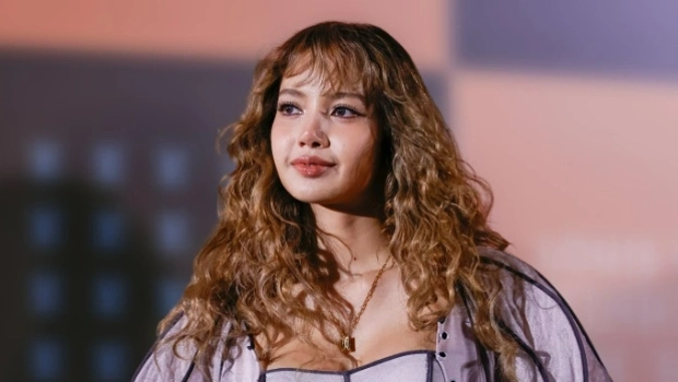 Лиса из BLACKPINK станет первой k-pop-певицей с собственной резиденцией в Лас-Вегасе