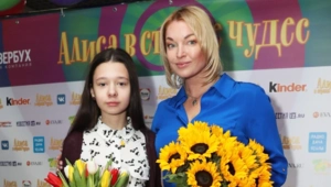Анастасия Волочкова впервые рассказала о возлюбленном 18-летней дочери