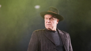 Андрей Соколов трогательно простился с покойной матерью: «Спасибо тебе, родная моя» Андрей Соколов трогательно простился с покойной матерью: «Спасибо тебе, родная моя»