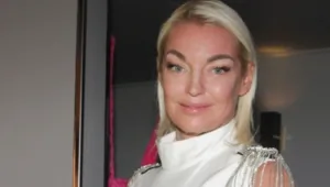 Анастасия Волочкова улетела на Мальдивы Анастасия Волочкова улетела на Мальдивы