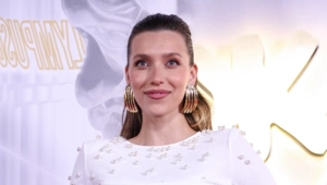 Регина Тодоренко поделилась методами распределения внимания между тремя детьми Регина Тодоренко поделилась методами распределения внимания между тремя детьми