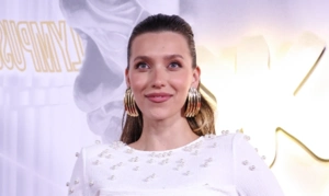 Регина Тодоренко поделилась методами распределения внимания между тремя детьми