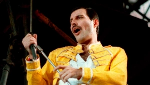 34 года без Фредди Меркьюри: самые яркие сценические образы лидера Queen 34 года без Фредди Меркьюри: самые яркие сценические образы лидера Queen