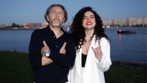 ЗОЯ: «Желаю МУЗ-ТВ и его зрителям здоровья, чтобы ничего не мешало слушать музыку» ЗОЯ: «Желаю МУЗ-ТВ и его зрителям здоровья, чтобы ничего не мешало слушать музыку»