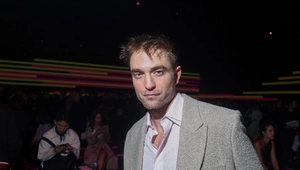 Роберт Паттинсон жил в нищете и спал на надувной лодке Роберт Паттинсон жил в нищете и спал на надувной лодке