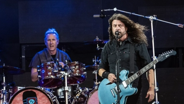 Foo Fighters выпустили заглавную композицию двенадцатого альбома и объявили его дату выхода