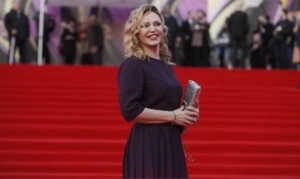 Алла Довлатова рассказала об увлечении уколами красоты и планах на пластику Алла Довлатова рассказала об увлечении уколами красоты и планах на пластику