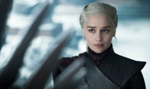 Стало известно название первого полнометражного фильма по «Игре престолов» Стало известно название первого полнометражного фильма по «Игре престолов»