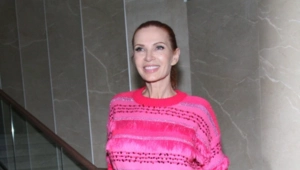 Эвелина Бледанс рассказала, кто из знаменитостей уговорил ее на ботокс Эвелина Бледанс рассказала, кто из знаменитостей уговорил ее на ботокс