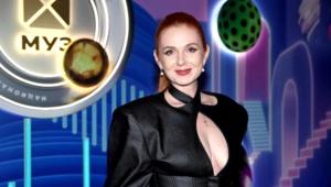 Лена Катина раскритиковала состаривших ее с помощью ИИ журналистов