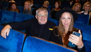 Молодая жена 64-летнего Дмитрия Диброва рассказала неприятную правду о браке Молодая жена 64-летнего Дмитрия Диброва рассказала неприятную правду о браке