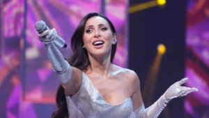 Алсу удивила поклонников экспериментом с внешностью — стала «пышечкой»