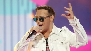 Андрей Разин будет снова судиться с семьей Шатунова за права на «Ласковый май» Андрей Разин будет снова судиться с семьей Шатунова за права на «Ласковый май»