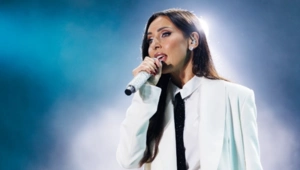 Алсу прервала выступление из-за инцидента в зрительном зале