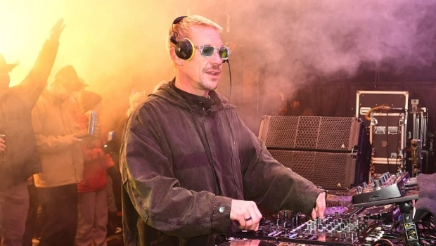 Diplo попросил ARMY «быть снисходительными» при прослушивании песен, созданных им для альбома BTS