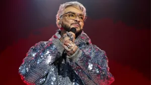Филипп Киркоров приехал на «Новую волну» почти с 30 чемоданами