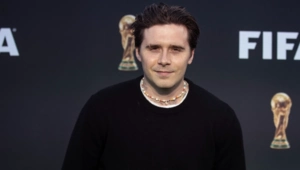 Бруклин Бекхэм стирает память о родителях: удаляет татуировки в честь Дэвида и Виктории