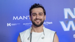 Певец JONY потерял голос в день концерта в Минске Певец JONY потерял голос в день концерта в Минске