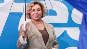 Мать Тимати Симона рассказала об отношениях с сыновьями: «Редко сама звоню» Мать Тимати Симона рассказала об отношениях с сыновьями: «Редко сама звоню»