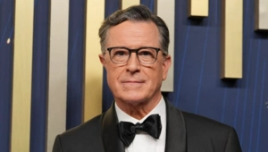 Стивен Колбер выступит сценаристом спин-оффа «Властелина колец»