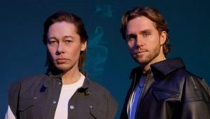 Участники группы «БиС» раскритиковали свои образы в клипе «Катя, возьми телефон» Участники группы «БиС» раскритиковали свои образы в клипе «Катя, возьми телефон»