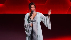 Регина Тодоренко вернется на телевидение через три недели после родов Регина Тодоренко вернется на телевидение через три недели после родов