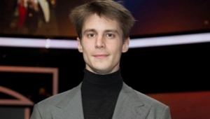 Кинокритик назвал имена актёров, способных затмить Петрова и Янковского