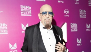 77-летний Михаил Шуфутинский рассказал о плюсах преклонного возраста 77-летний Михаил Шуфутинский рассказал о плюсах преклонного возраста