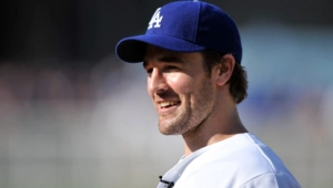 Умер Джеймс Ван Дер Бик — звезда «Бухты Доусона»