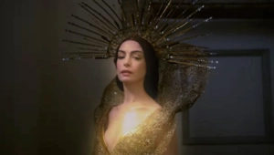 Энн Хэтэуэй вдохновлялась Тейлор Свифт на съемках фильма «Мать Мария»