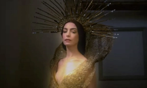 Энн Хэтэуэй вдохновлялась Тейлор Свифт на съемках фильма «Мать Мария» Энн Хэтэуэй вдохновлялась Тейлор Свифт на съемках фильма «Мать Мария»