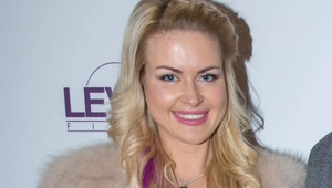 Звезда «Дома-2» Марина Африкантова уговорила пожилых родителей на жестокий эксперимент Звезда «Дома-2» Марина Африкантова уговорила пожилых родителей на жестокий эксперимент