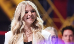 Александра Трусова показала фотографии с подросшим малышом: «Мише уже 3 месяца!» Александра Трусова показала фотографии с подросшим малышом: «Мише уже 3 месяца!»