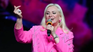 Гулькина съехала на съемную квартиру, чтобы освободить жилье для дочери и ее жениха Гулькина съехала на съемную квартиру, чтобы освободить жилье для дочери и ее жениха