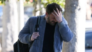 Бен Аффлек без Дженнифер Лопес купил дом: сколько стоит хижина будущего холостяка Бен Аффлек без Дженнифер Лопес купил дом: сколько стоит хижина будущего холостяка