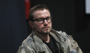 Александр Петров обратился к покойному актеру Роману Попову Александр Петров обратился к покойному актеру Роману Попову