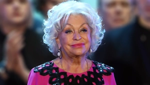 Вдову Николая Караченцева прооперировали: опухоль удалена Вдову Николая Караченцева прооперировали: опухоль удалена