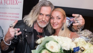 Волочкова отказалась поздравлять Джигурду с юбилеем: «Имею право не дружить с такими людьми» Волочкова отказалась поздравлять Джигурду с юбилеем: «Имею право не дружить с такими людьми»