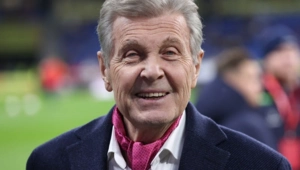 Лев Лещенко рассказал, почему не дарит подарки на 8 марта