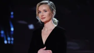 Полина Гагарина поделилась яркими кадрами стройной фигуры в купальнике Полина Гагарина поделилась яркими кадрами стройной фигуры в купальнике