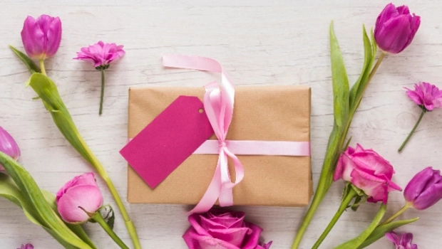 Топ-10 оригинальных подарков женщине на 8 Марта