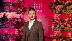 Сергей Лазарев рассказал, кого из певиц хотел бы видеть лауреатами Премии МУЗ-ТВ 2025. Легенда