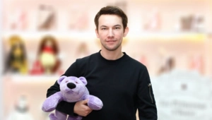 Долг по алиментам актера Кирилла Емельянова вырос в несколько раз