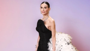 Чрезмерная худоба 63-летней Деми Мур напугала поклонников