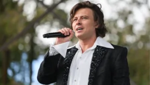 Прохор Шаляпин призвал россиян не завидовать богатым Прохор Шаляпин призвал россиян не завидовать богатым