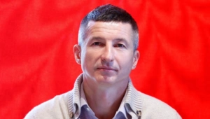 Жена борющегося с раком Евгения Алдонина показала редкий снимок с футболистом