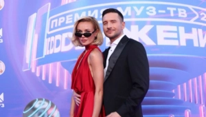 Полина Гагарина и Сергей Лазарев прокомментировали слухи о романе Полина Гагарина и Сергей Лазарев прокомментировали слухи о романе