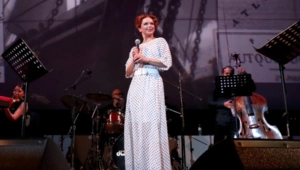 Алиса Гребенщикова сообщила о внезапной и трагической смерти отчима