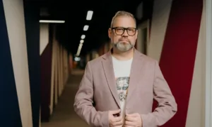Захар Бабин рассказал с какими сложностями пришлось столкнуться при записи «Звезды становятся ближе»