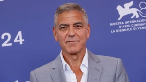 Джордж Клуни отказался воспитывать детей в Голливуде Джордж Клуни отказался воспитывать детей в Голливуде